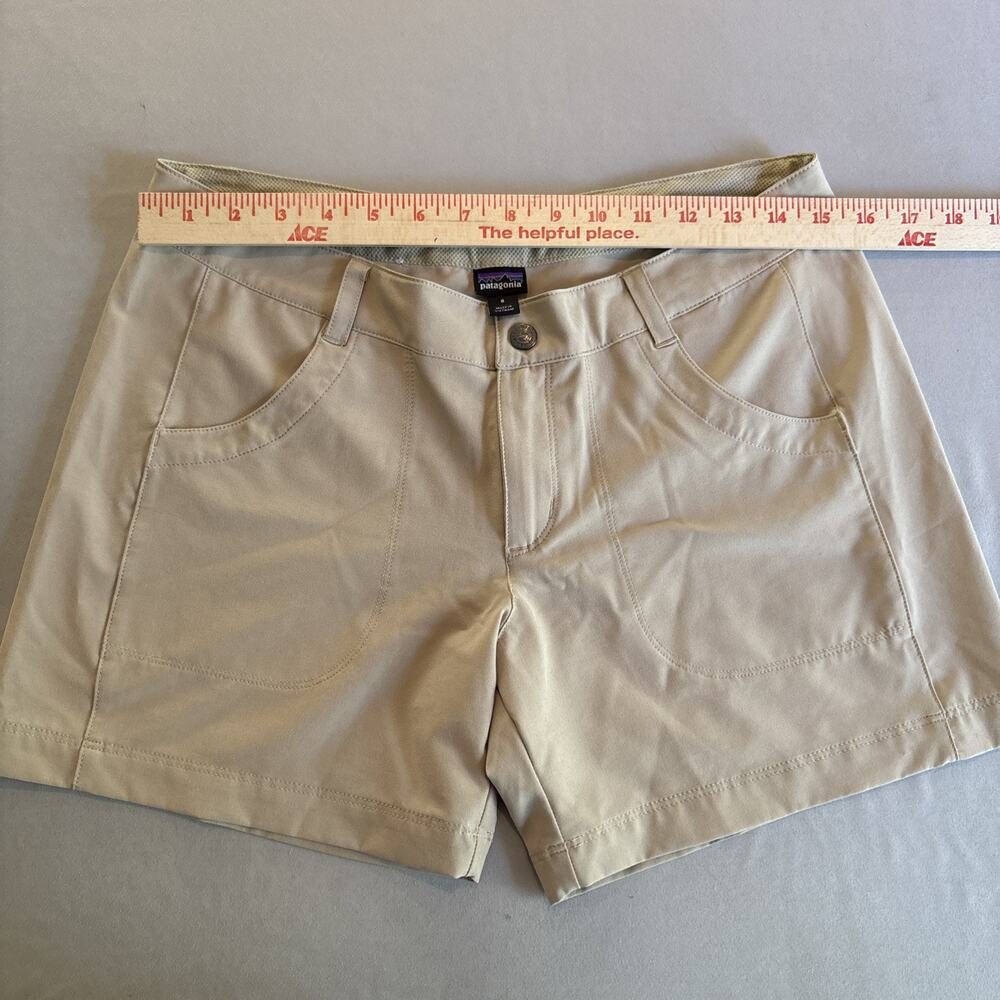Patagonia 8 women’s beige outdoor hiking gym shorts - Picture 3 of 6